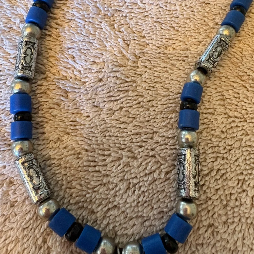 Blue Beaded Necklace with Beige Shark Tooth Pendant
